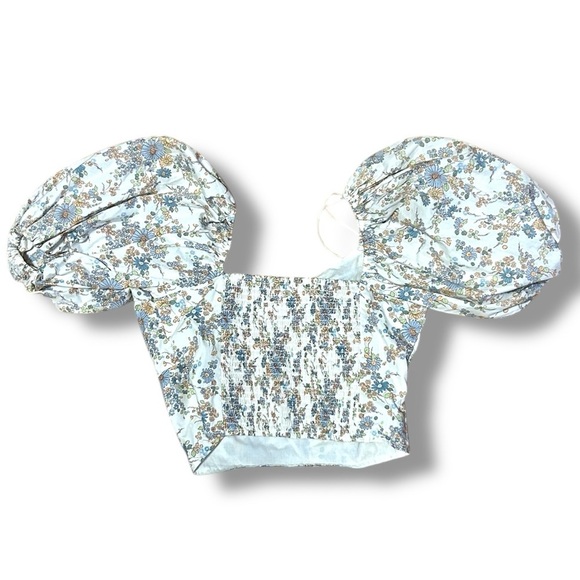 Abercrombie & Fitch Lined Puff Ballon Sleeve Crop Top Floral Keyhole size Medium - Picture 6 of 8